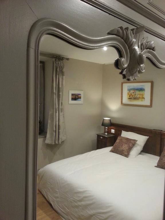 Relais St Jacques - Roanne Bed & Breakfast Saint-Haon-le-Châtel Rom bilde