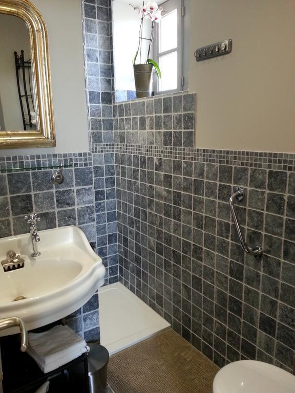 Relais St Jacques - Roanne Bed & Breakfast Saint-Haon-le-Châtel Rom bilde